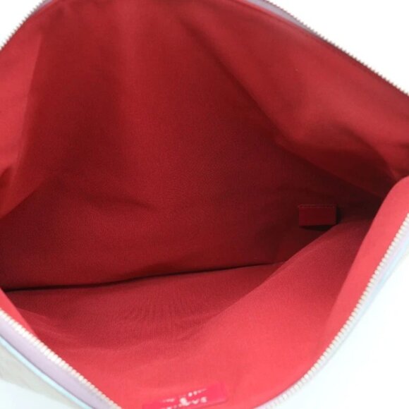 CHANEL Iridescent Lambskin Quilted Large Gabrielle Cosmetic Case Light Purple - Picture 10 of 13